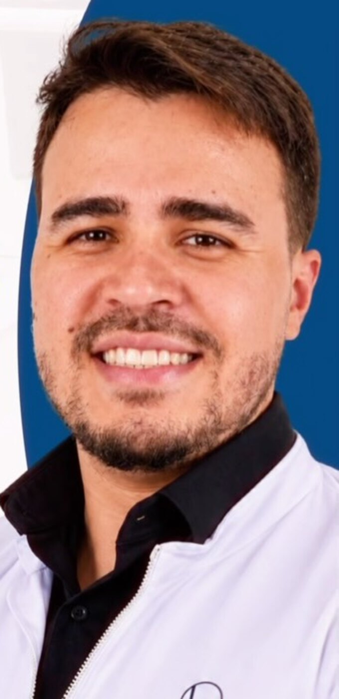 Dr. Iury Tenório, cirurgião-dentista
